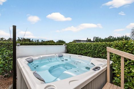 Photo of property in 9 Campbell Drive, Martinborough, 5711