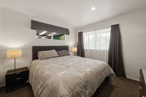 Photo of property in 14 Ogilvie Road, Kinloch, Taupo, 3377