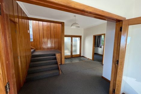 Photo of property in 29 Freeling Street, Island Bay, Wellington, 6023