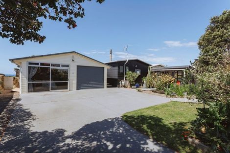Photo of property in 515 Pukehina Parade, Pukehina, Te Puke, 3189