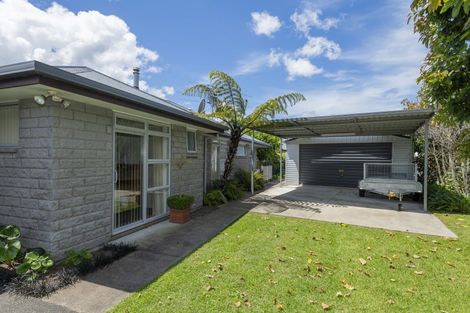 Photo of property in 13 Parkview Place, Riverdale, Gisborne, 4010