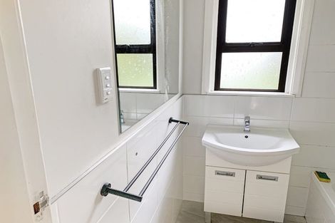 Photo of property in 18 Chester Street, Levin, 5510