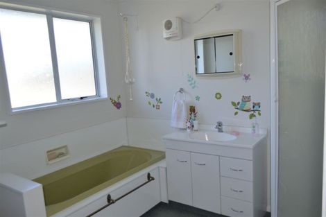 Photo of property in 2/19 Bampton Street, Burwood, Christchurch, 8061