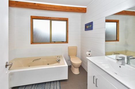 Photo of property in 171 Carnoustie Drive, Wattle Downs, Auckland, 2103