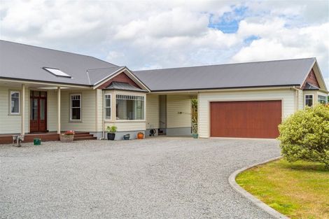 Photo of property in 104a Mannings Road, Carrington, Carterton, 5791