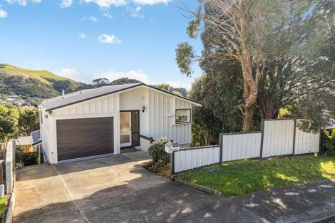 Photo of property in 79 Sea Vista Drive, Pukerua Bay, 5026
