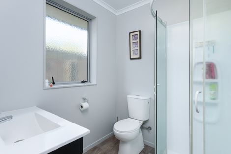 Photo of property in 216 Ballintoy Park Drive, Welcome Bay, Tauranga, 3175