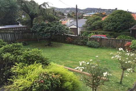 Photo of property in 6 Hathaway Avenue, Karori, Wellington, 6012