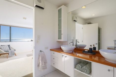 Photo of property in 7 Garin Heights, Atawhai, Nelson, 7010