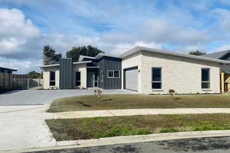 Photo of property in 24 Tekapo Road, Baverstock, Hamilton, 3200