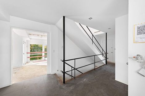 Photo of property in 9 Paritai Drive, Orakei, Auckland, 1071