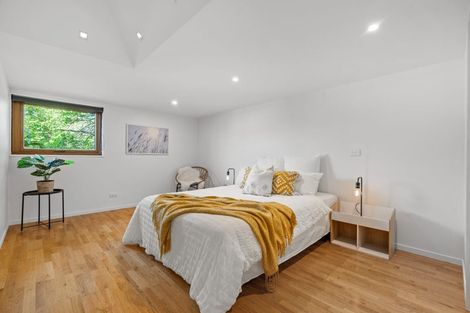 Photo of property in 2/143 Straven Road, Fendalton, Christchurch, 8014