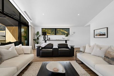 Photo of property in 60 Muster Road, Jacks Point, 9371