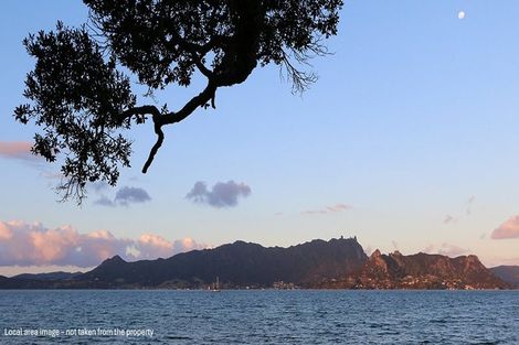 Photo of property in 47 Te Taniwha Road, One Tree Point, 0118