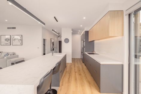 Photo of property in 7 Francis James Lane, Redcliffs, Christchurch, 8081