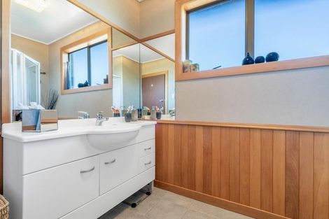 Photo of property in 18 Bullar Street, Grasmere, Invercargill, 9810