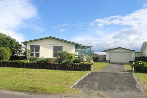 Photo of property in 403 Sylvia Road, Whangamata, 3620