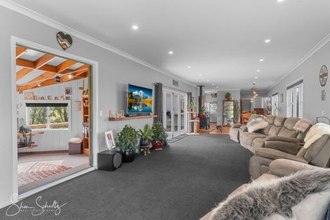 Photo of property in 624 Golden Stairs Road, Mareretu, Maungaturoto, 0589