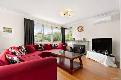 Photo of property in 18 Renwick Street, Papakura, 2110