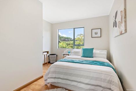 Photo of property in 4/351 West Coast Road, Glen Eden, Auckland, 0602