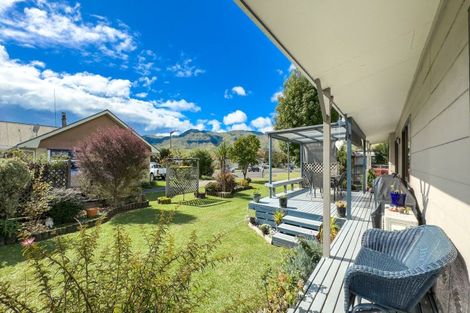 Photo of property in 16 Mcdonald Place, Paeroa, 3600