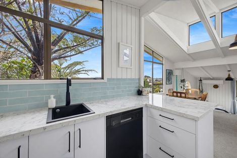Photo of property in 6 Crownhill Street, Spotswood, New Plymouth, 4310