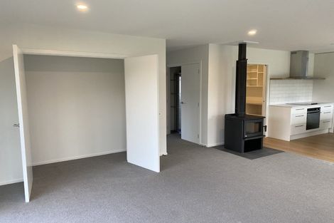 Photo of property in 2 Magpie Place, Lake Hawea, Wanaka, 9382