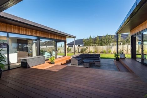 Photo of property in 16 Ardrossan Way, Tai Tapu, 7672
