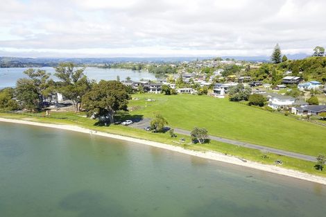 Photo of property in 8 Harbour View Road, Omokoroa, 3114
