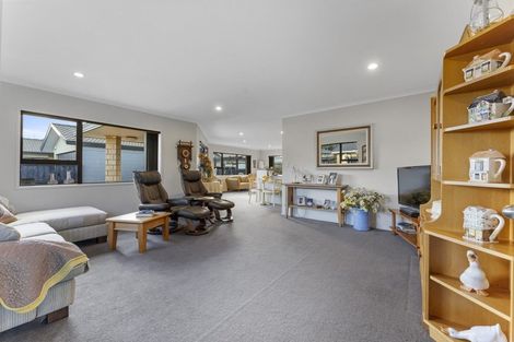 Photo of property in 29c Baring Terrace, Strandon, New Plymouth, 4312