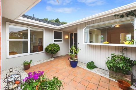 Photo of property in 7 Oak Avenue, Paremata, Porirua, 5024
