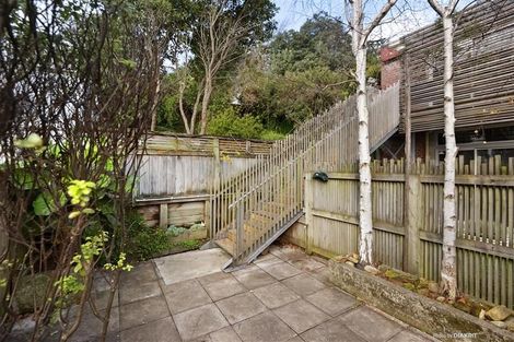 Photo of property in 1b Manley Terrace, Newtown, Wellington, 6021