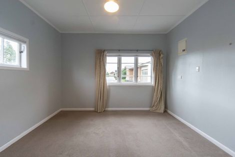 Photo of property in 48 Braid Road, St Andrews, Hamilton, 3200