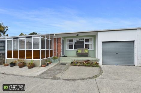 Photo of property in 2/92 Mill Road, Kensington, Whangarei, 0112