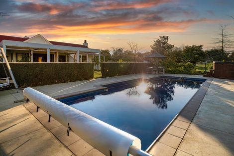 Photo of property in 116 Saint Andrews Road, Havelock North, 4130