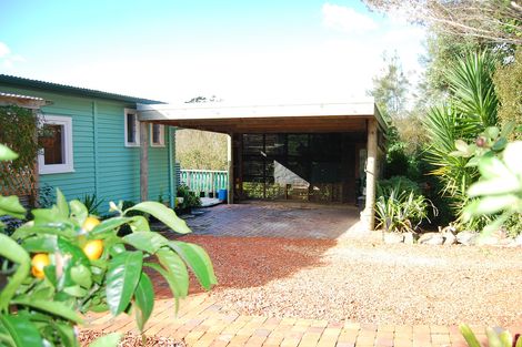 Photo of property in 13 Settlement Road, Kaiwaka, 0573