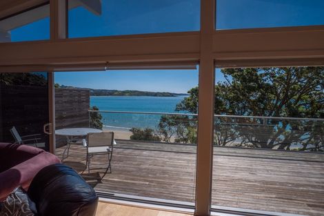 Photo of property in 27 Kotare Drive, Coopers Beach, 0420