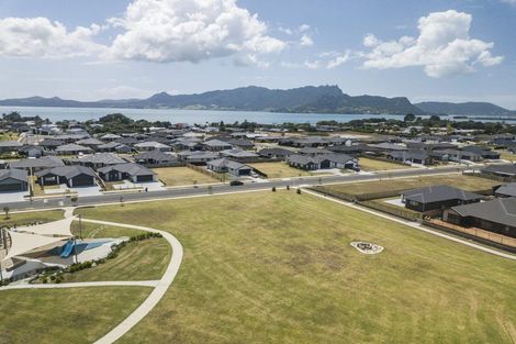 Photo of property in 15 Kapiakauri Road, One Tree Point, 0118