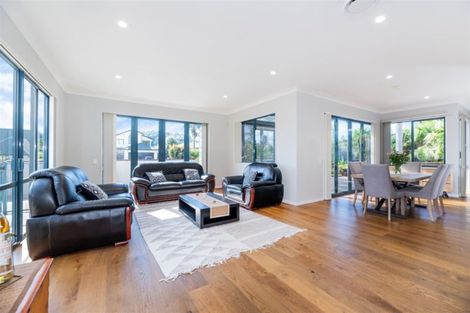 Photo of property in 3 Opal Close, Rosedale, Auckland, 0632