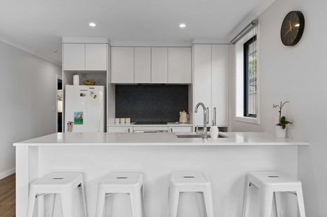 Photo of property in 17 Nursery Lane, Papamoa, 3118