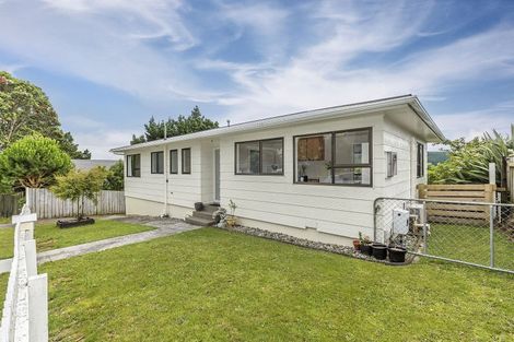 Photo of property in 18 Tobago Crescent, Grenada North, Wellington, 5028