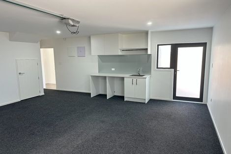 Photo of property in 216a Bucklands Road, Bucklands Beach, Auckland, 2012