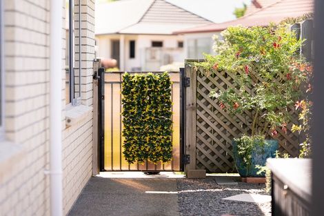 Photo of property in Trackside Villas, 22/91 Mako Mako Road, Levin, 5510