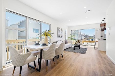 Photo of property in 23 Biokovo Street, Massey, Auckland, 0614