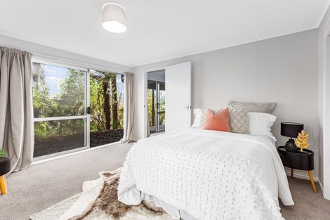 Photo of property in 214a Waddington Drive, Naenae, Lower Hutt, 5011