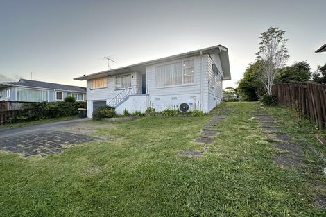 Photo of property in 141 Gossamer Drive, Pakuranga Heights, Auckland, 2010