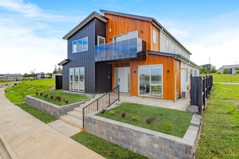 Photo of property in 29 Emerald Avenue, Rosehill, Papakura, 2113