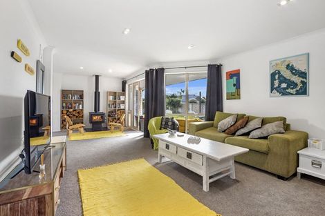 Photo of property in 2 Shearwater Drive, Woolston, Christchurch, 8023