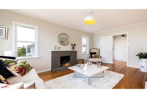 Photo of property in 215 Sunnynook Road, Wairau Valley, Auckland, 0627