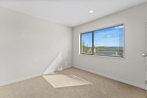 Photo of property in 65 Wallace Road, Mangere Bridge, Auckland, 2022